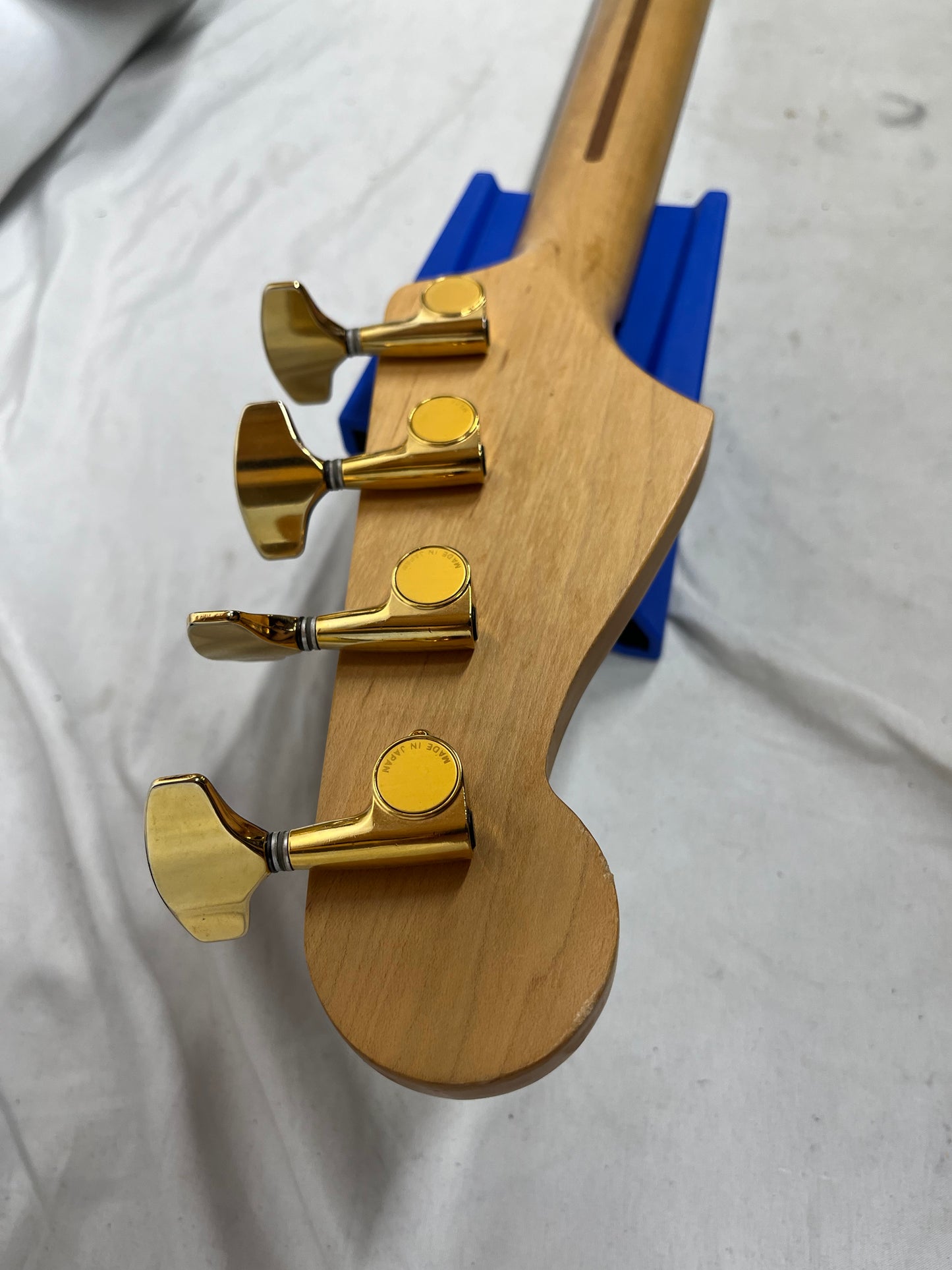 Fender Precision Bass P-Bass Lyte 4-String Electric Bass