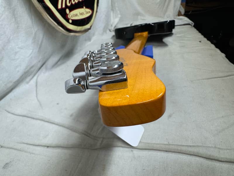 Belltone Guitars B-Classic One BC1 Guitar with COA + Case - Image 25