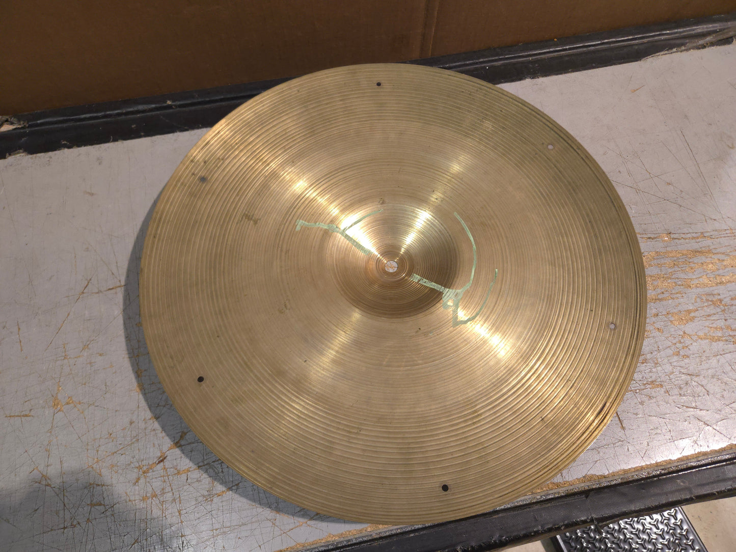 Zildjian Vintage 18" Medium Sizzle Crash