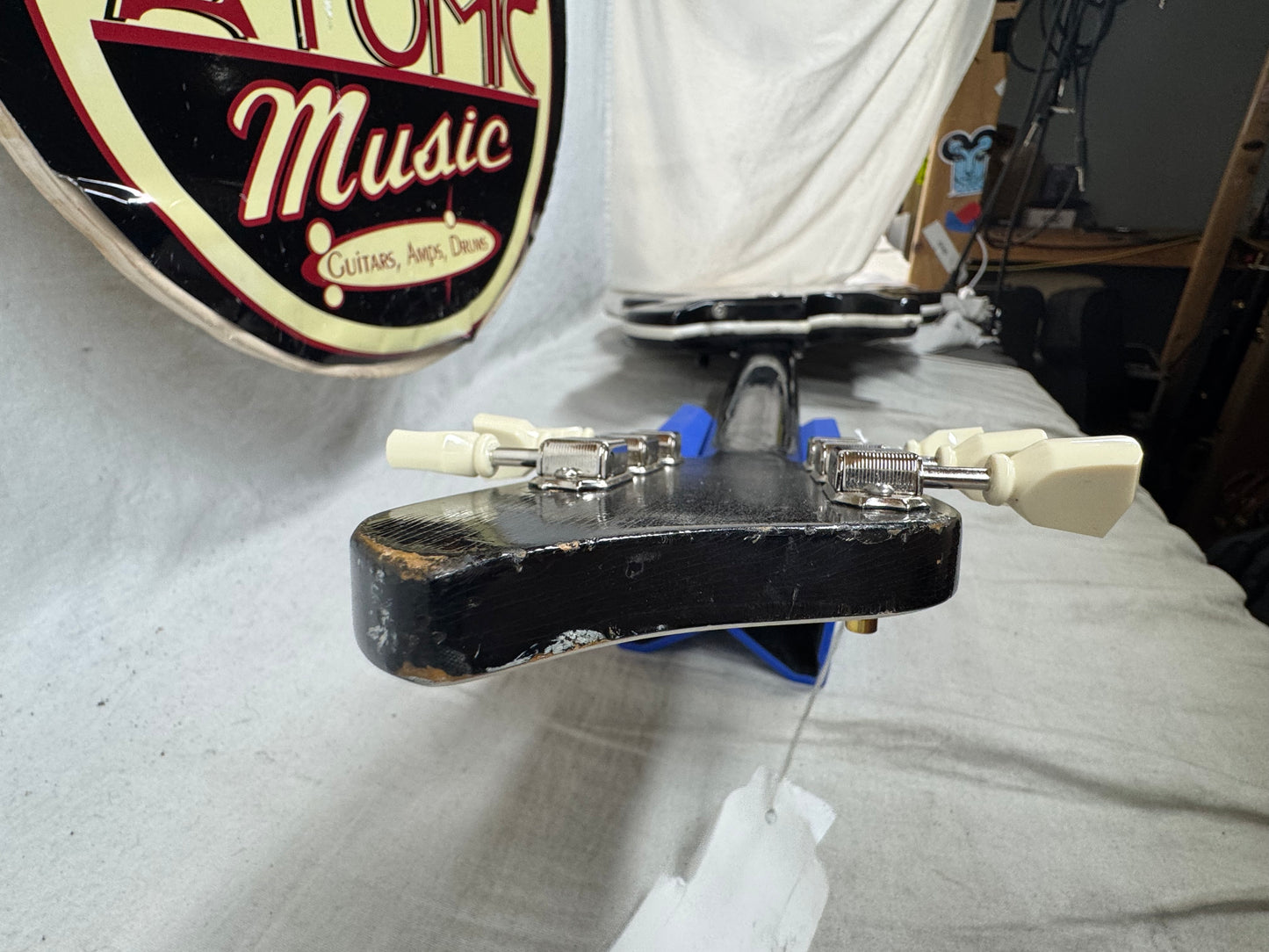 Supro Coronado II 2 Guitar - neck repaired / re-fretted by PRS