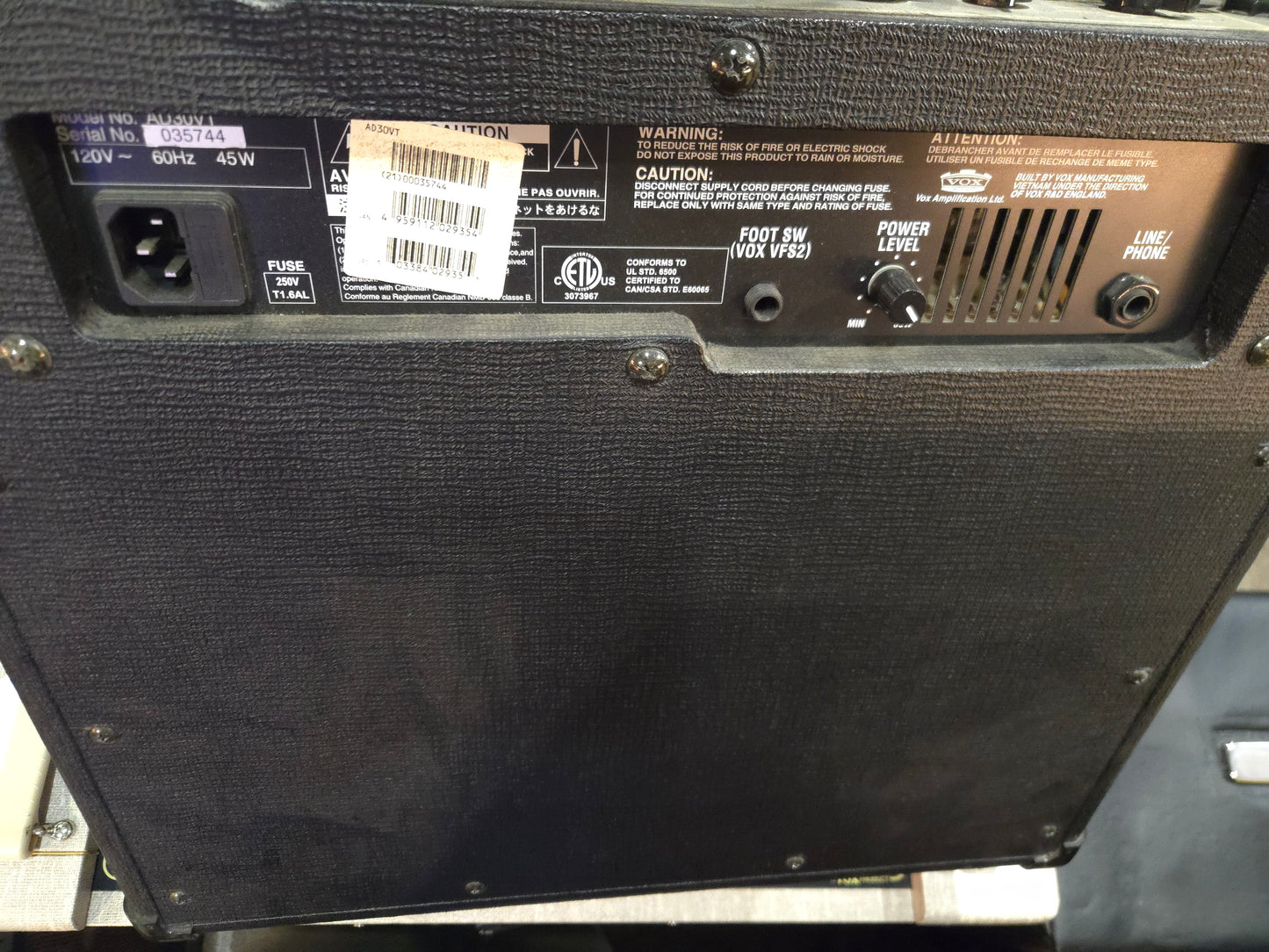 Vox Valvetronix AD30VT 30-Watt 1x10 Modeling Guitar Combo 2004 - 2008 - Local Pickup Only