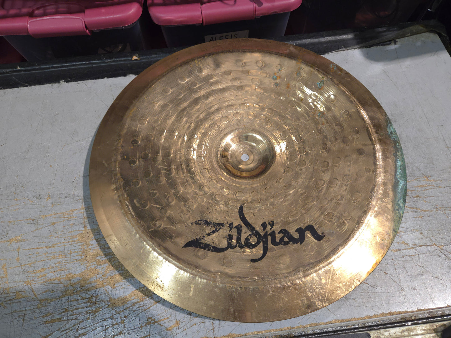 Zildjian 18" ZBT China Cymbal 2004 - 2019 - Traditional
