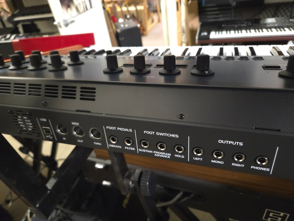 Behringer UB-Xa 16-Voice 61-Key Synthesizer 2023 - Present - Blue with Wood Sides - Local Pickup Only