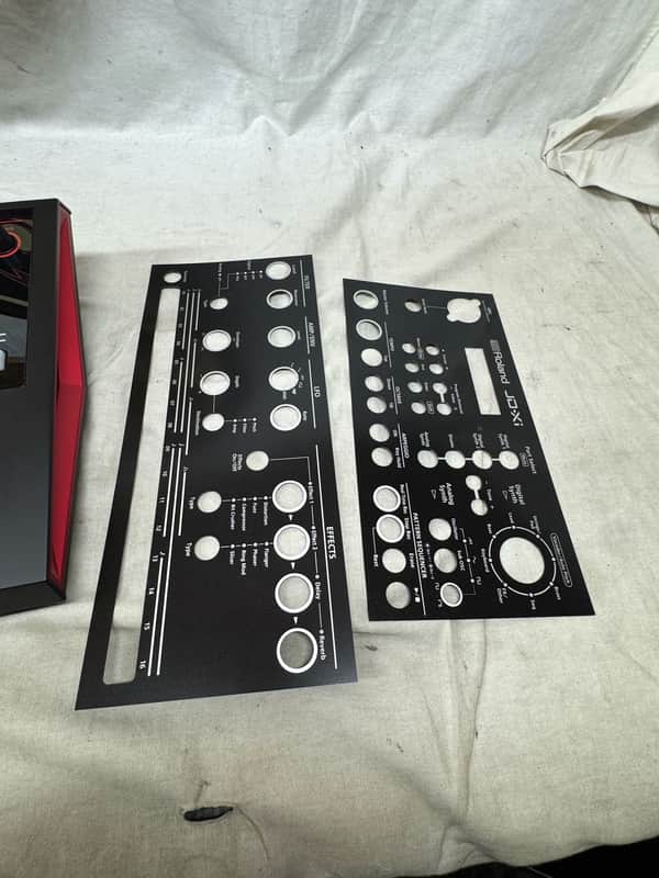 Roland JD-Xi Synthesizer Keyboard with Power Supply - Image 15