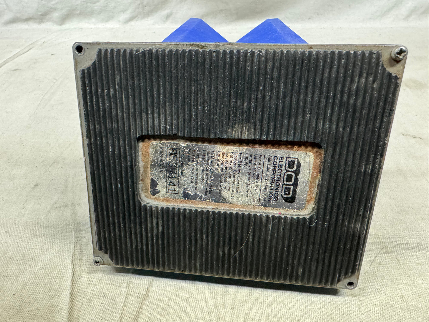 DOD PDS-1002 pds1002 2 Two Second Delay Pedal - missing battery cover