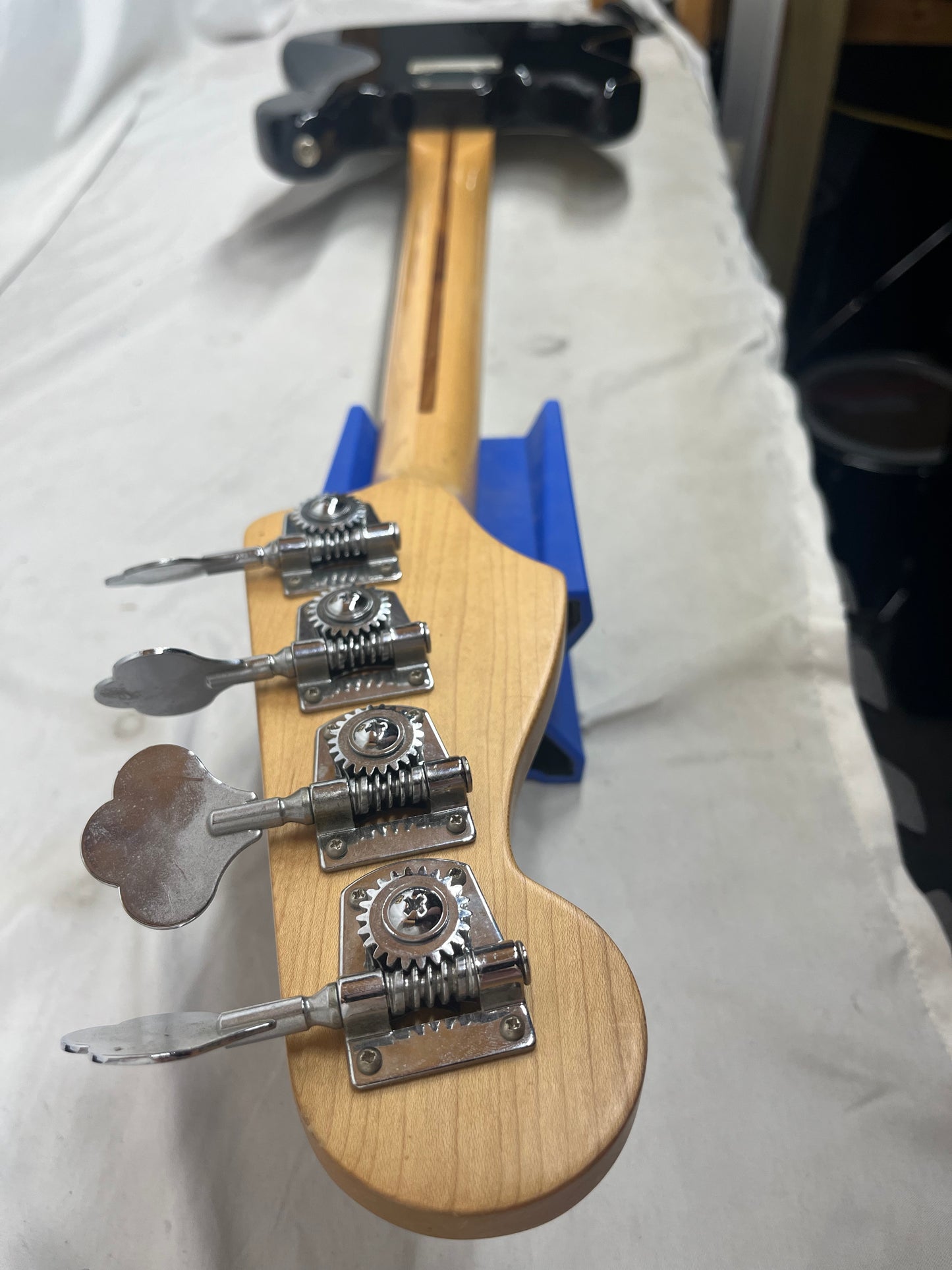 Fender 4-String Electric Jazz Bass MIM - Made in Mexico