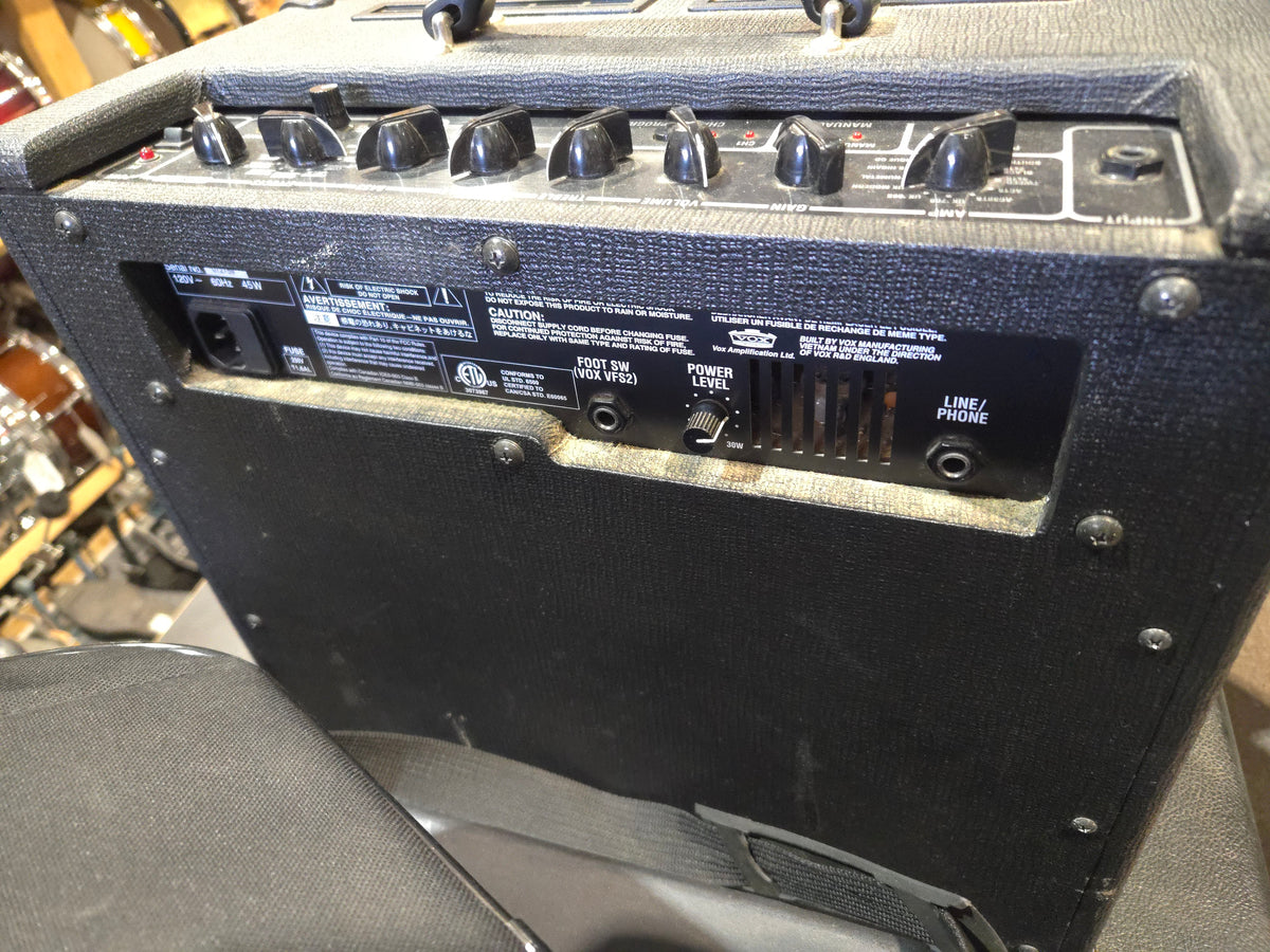Vox Valvetronix AD30VT 30-Watt 1x10 Modeling Guitar Combo 2004 - 2008 - Local Pickup Only