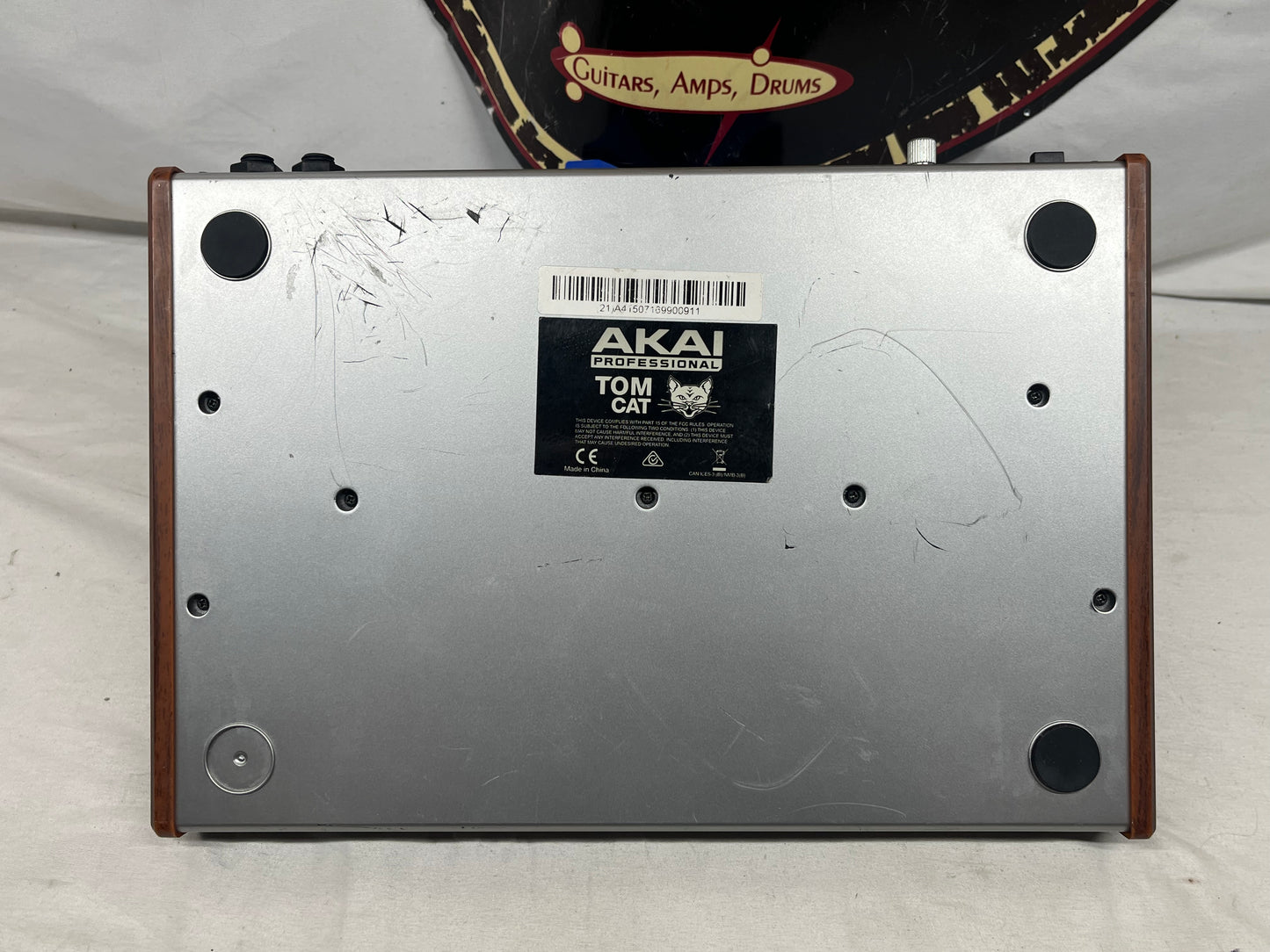 Akai Professional Tom Cat Analog Drum Machine with Power Supply