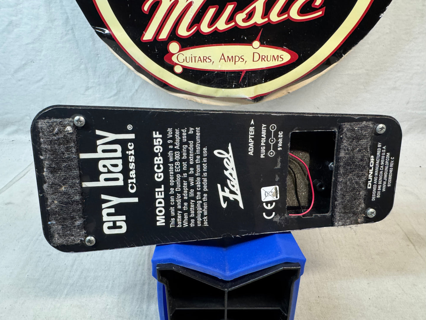 Dunlop GCB95F GCB-95F Cry Baby crybaby Classic Wah Pedal with Fasel Inductor - missing battery cavity cover / feet