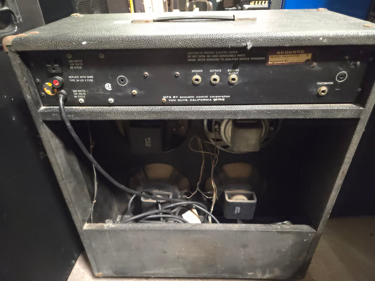 Acoustic 134 1970s 4x10" Bass Combo - Local Pickup Only