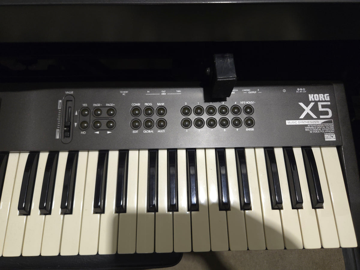 Korg X5 Synthesizer - Local Pickup Only