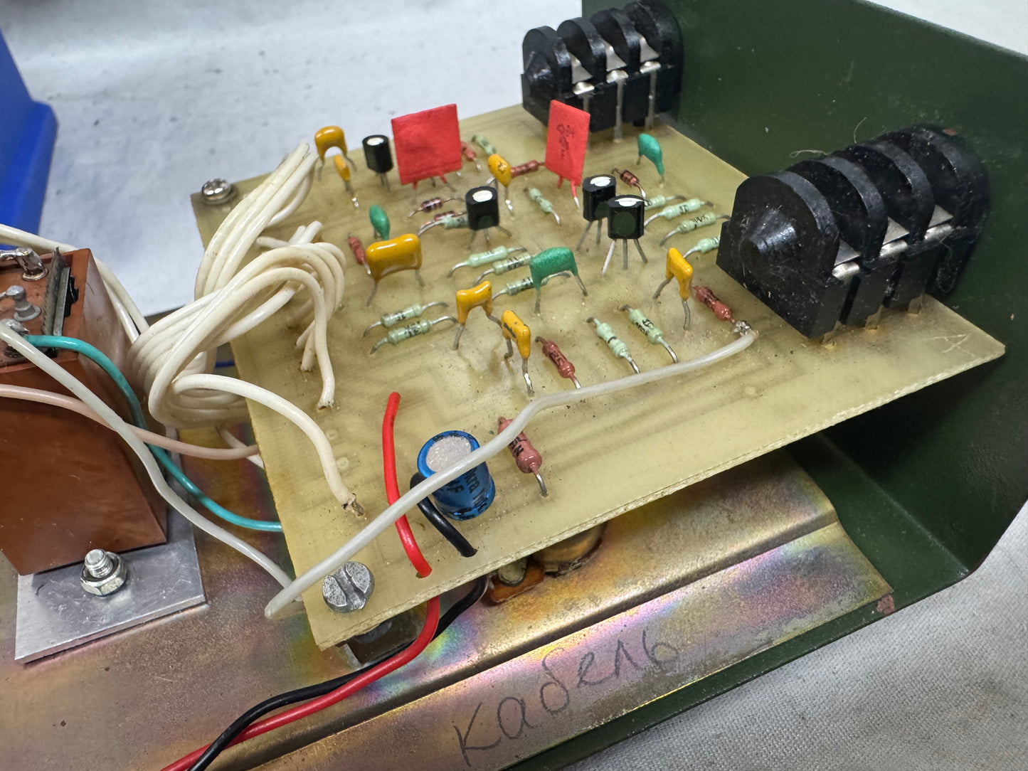 Electro-Harmonix x Sovtek " Green Russian " Big Muff π Pi version 7C 3rd Edition Distortion Fuzz Pedal with Original Wood Box - BM-1-01.00.001 ~2000 - Bubble Font / 6-Screw Chassis