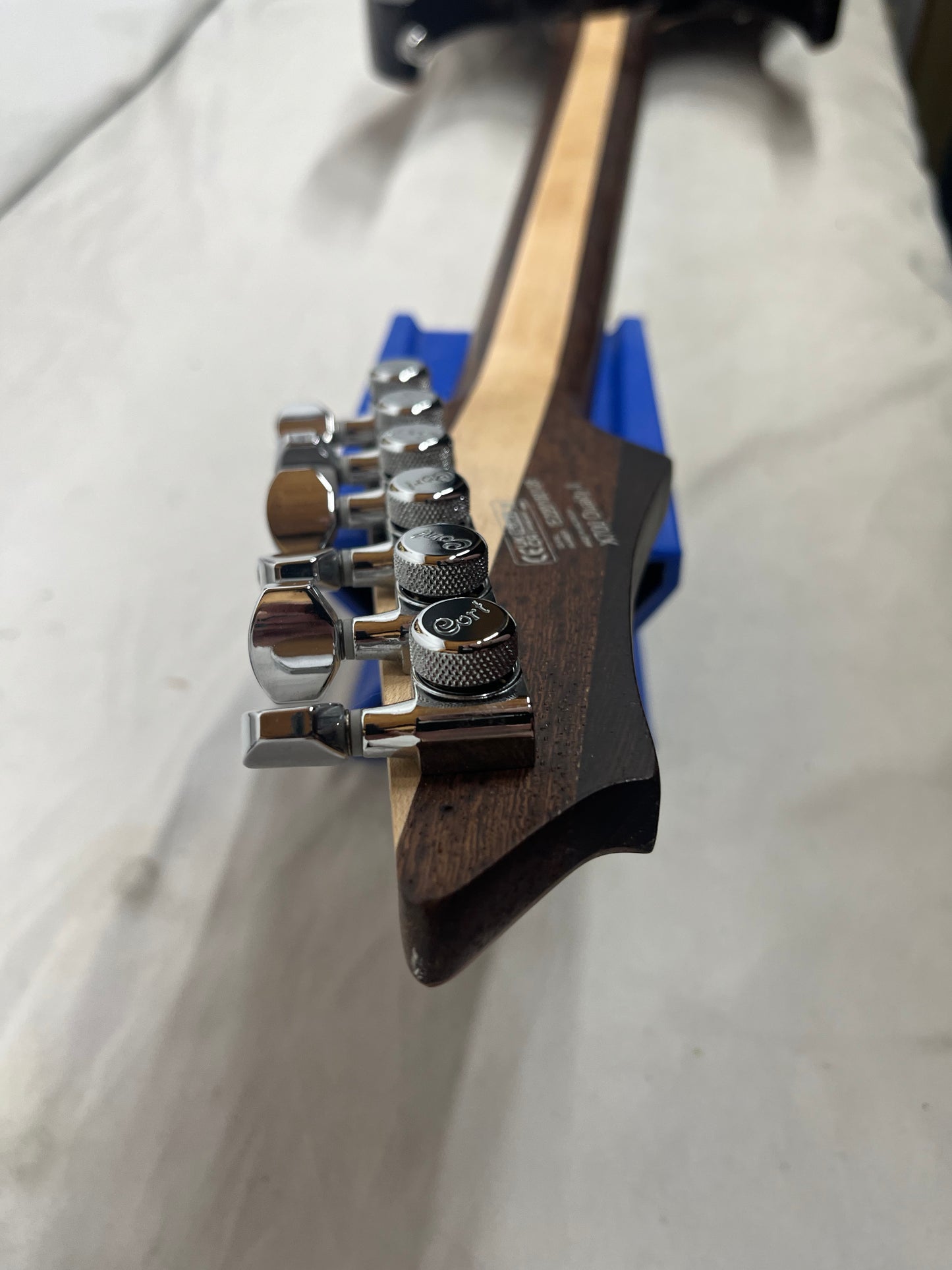 Cort X700 Duality II Doublecut Electric Guitar