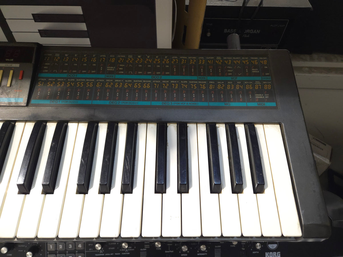 Korg Poly-800 1980s - Local Pickup Only