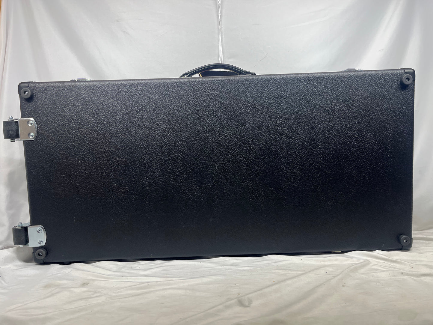 Pedal Pad Powered Pedal Board Case with Truetone CS-12 OneSpot Pro