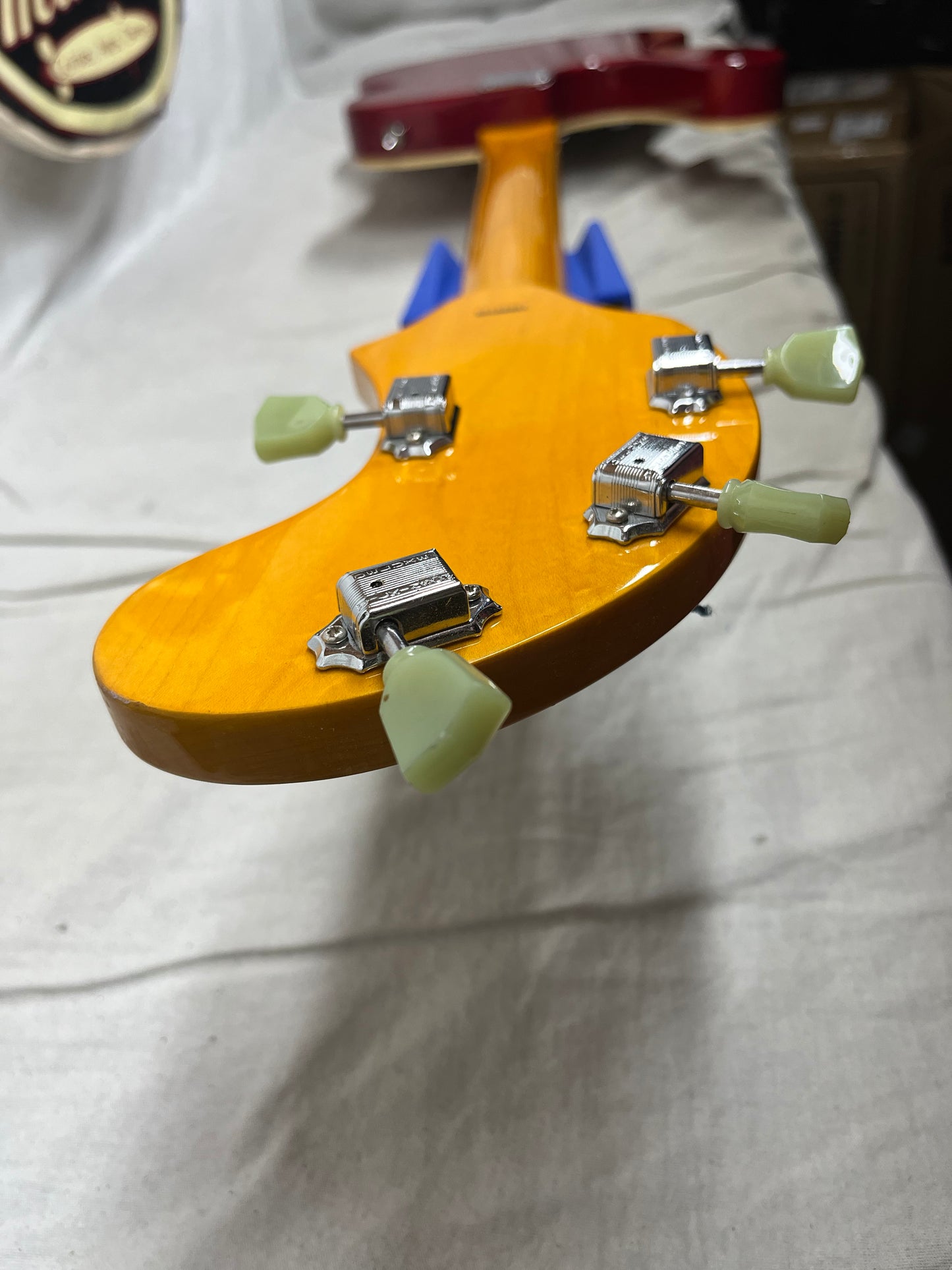 Musicvox Spaceranger Electric 4-String Bass - Sunburst
