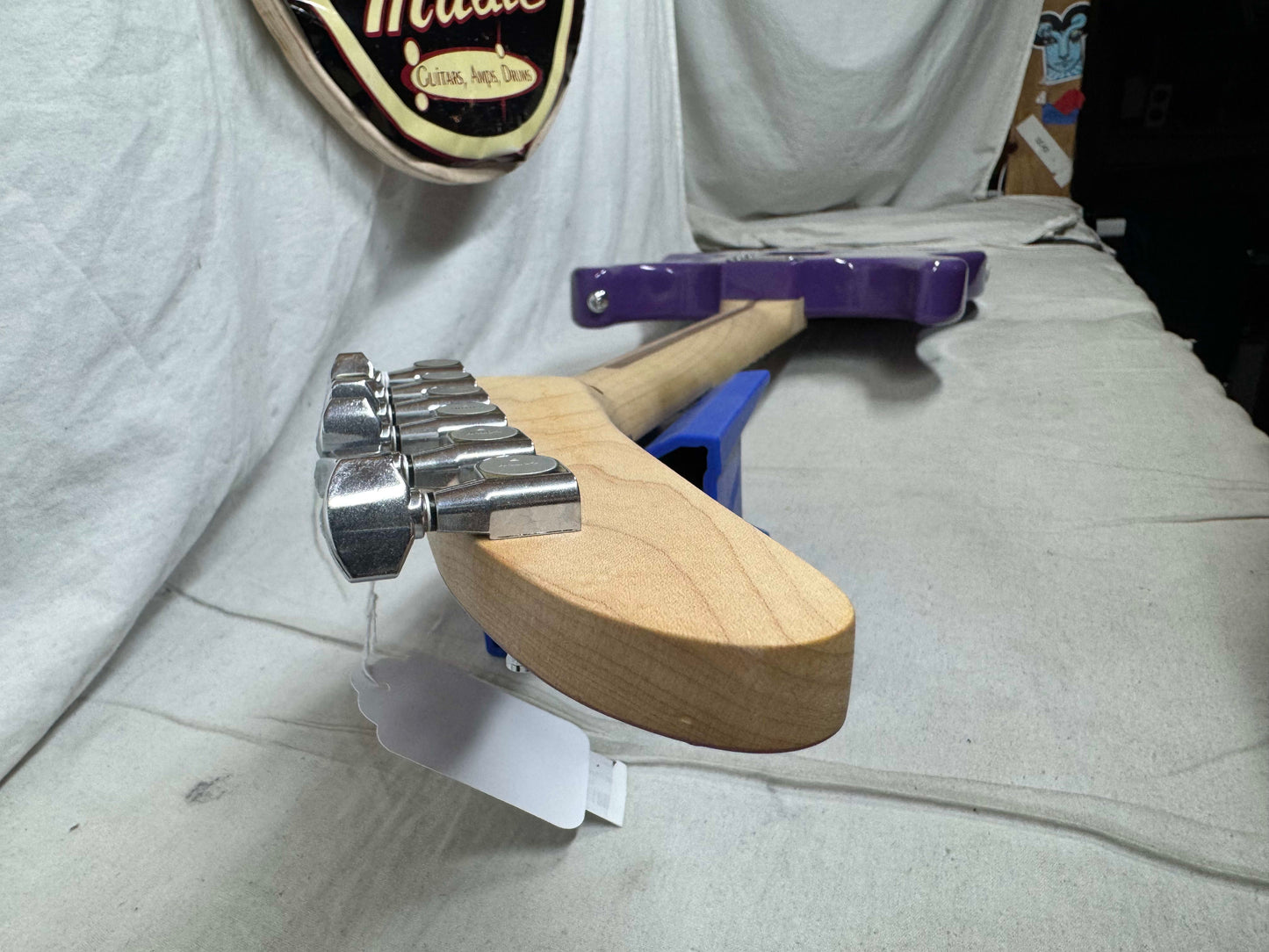 Mean Street Guitars meanstreet Unchained Tour Guitar with Case - Joker