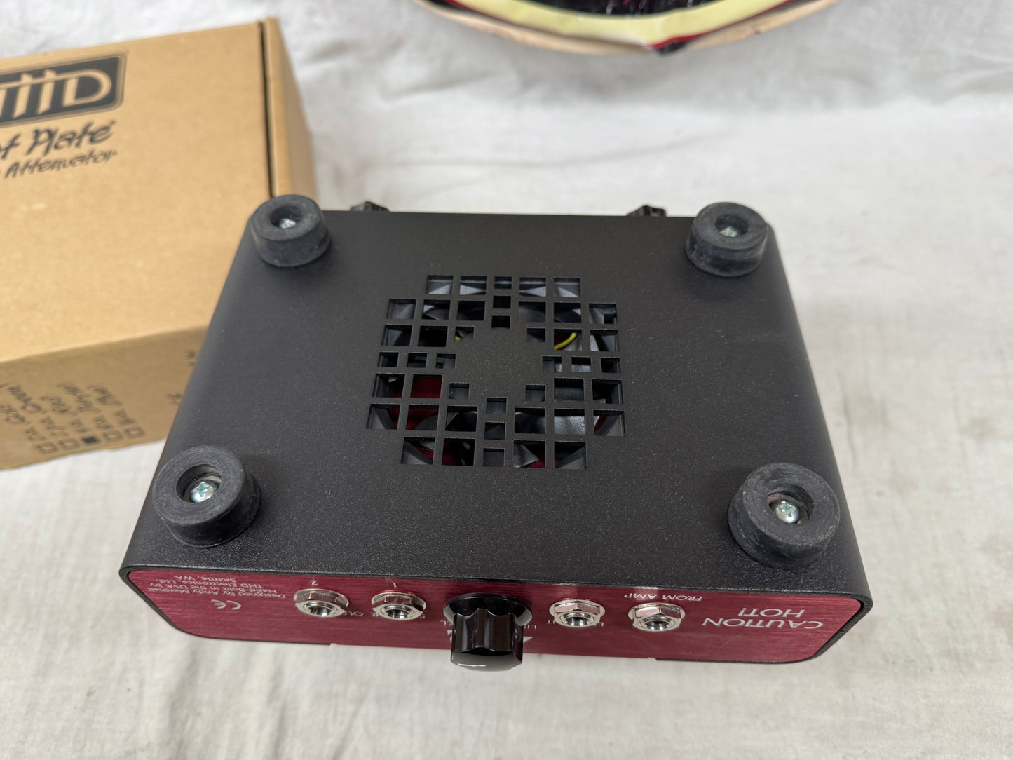 THD Hot Plate 4 Ohm Attenuator with Box