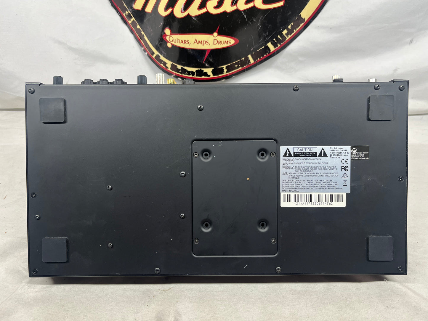 Akai Professional MPC Live Music Production Center Sampler Sequencer with Case