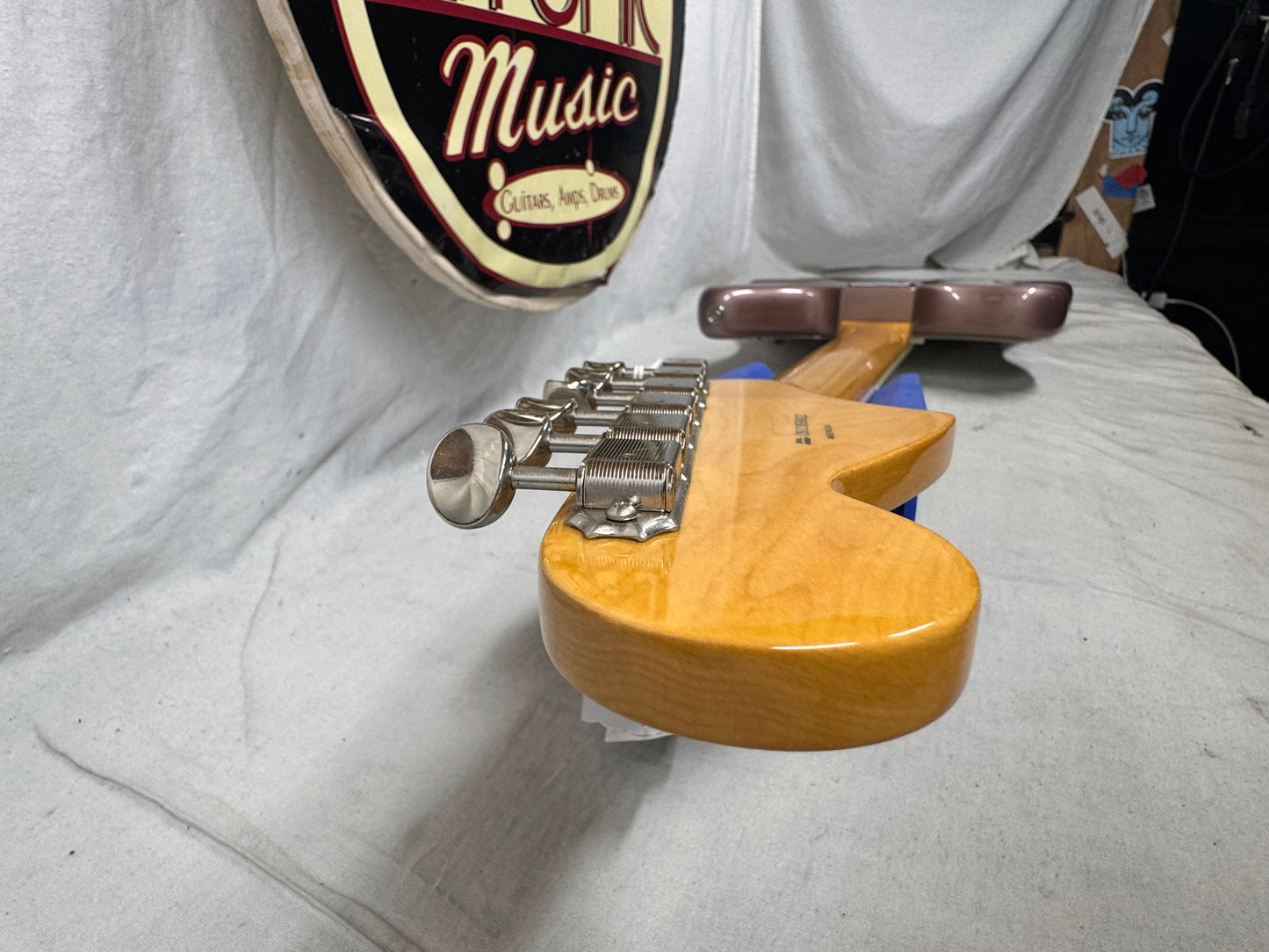 Fender 50th Anniversary Jaguar Guitar with Case 2012 - Burgundy Mist Metallic / Rosewood fingerboard