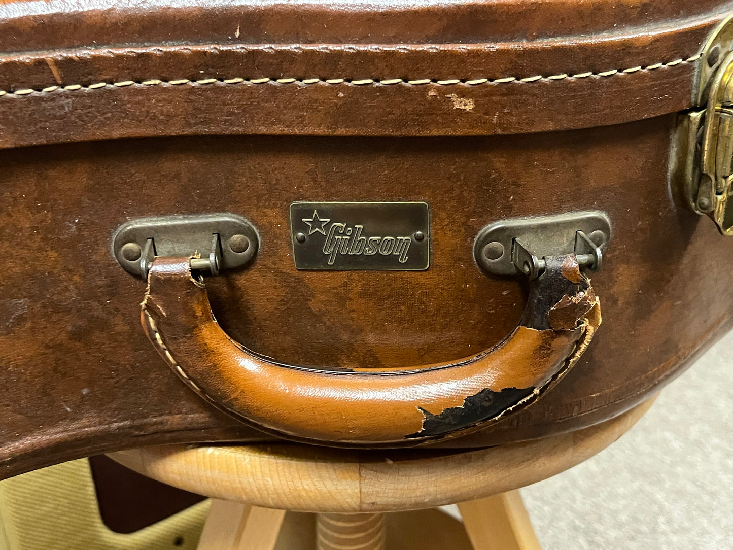 Gibson Guitar Case for Super 400