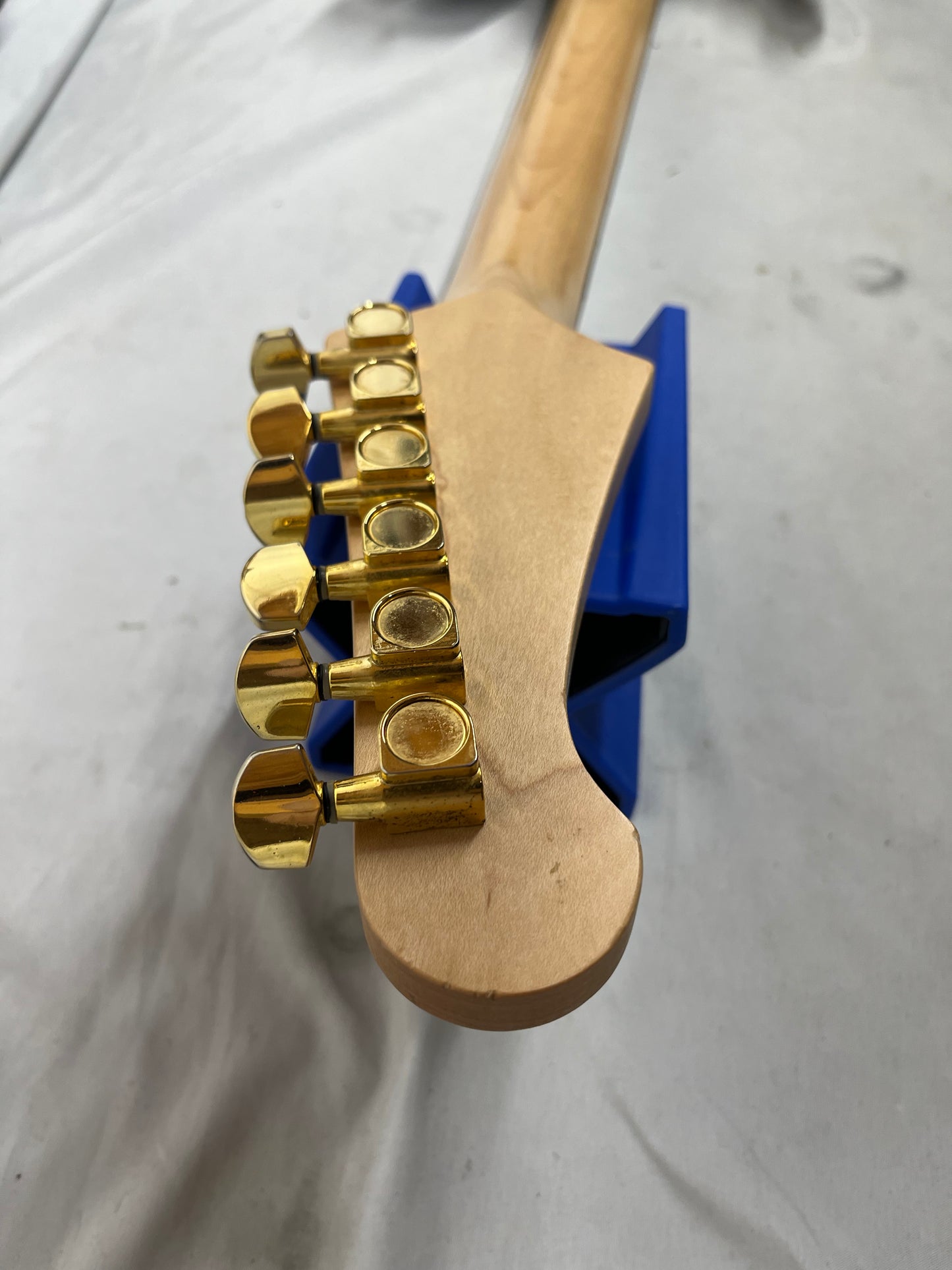Yamaha Pacifica 302-S Singlecut Electric Guitar
