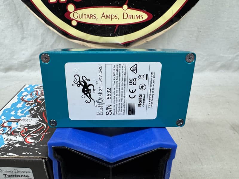 EarthQuaker Devices Tentacle v2 Octave Up Pedal with Box - Image 7