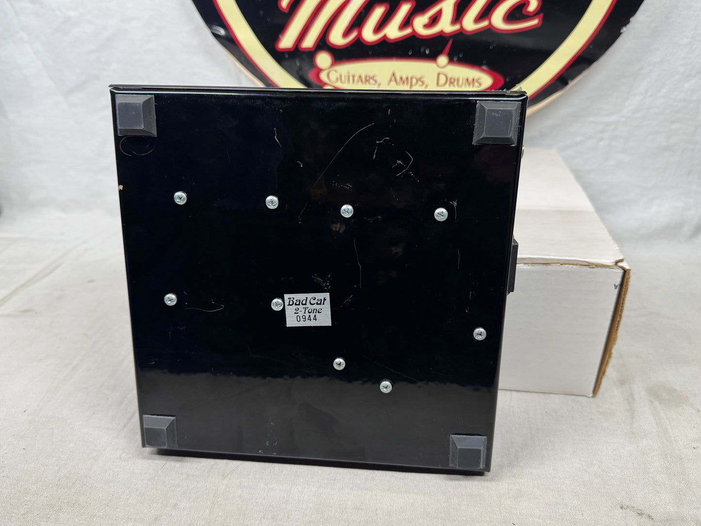 Bad Cat 2-Tone two tone Tube Preamp Pedal with Box