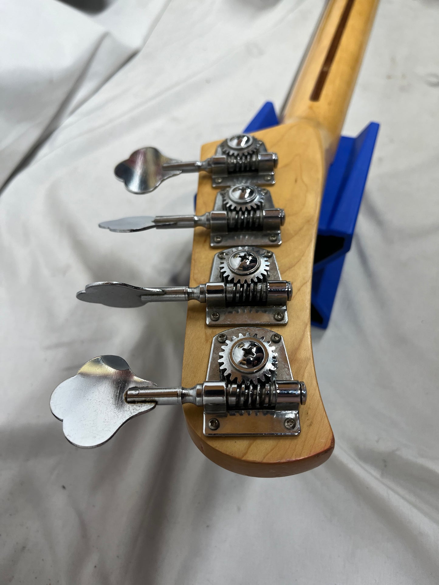 Stage HD1200 Doublecut 4-String Electric P-Style Bass