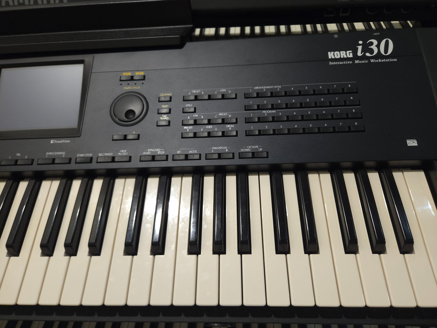 Korg i30 61-Key Keyboard - Local Pickup Only
