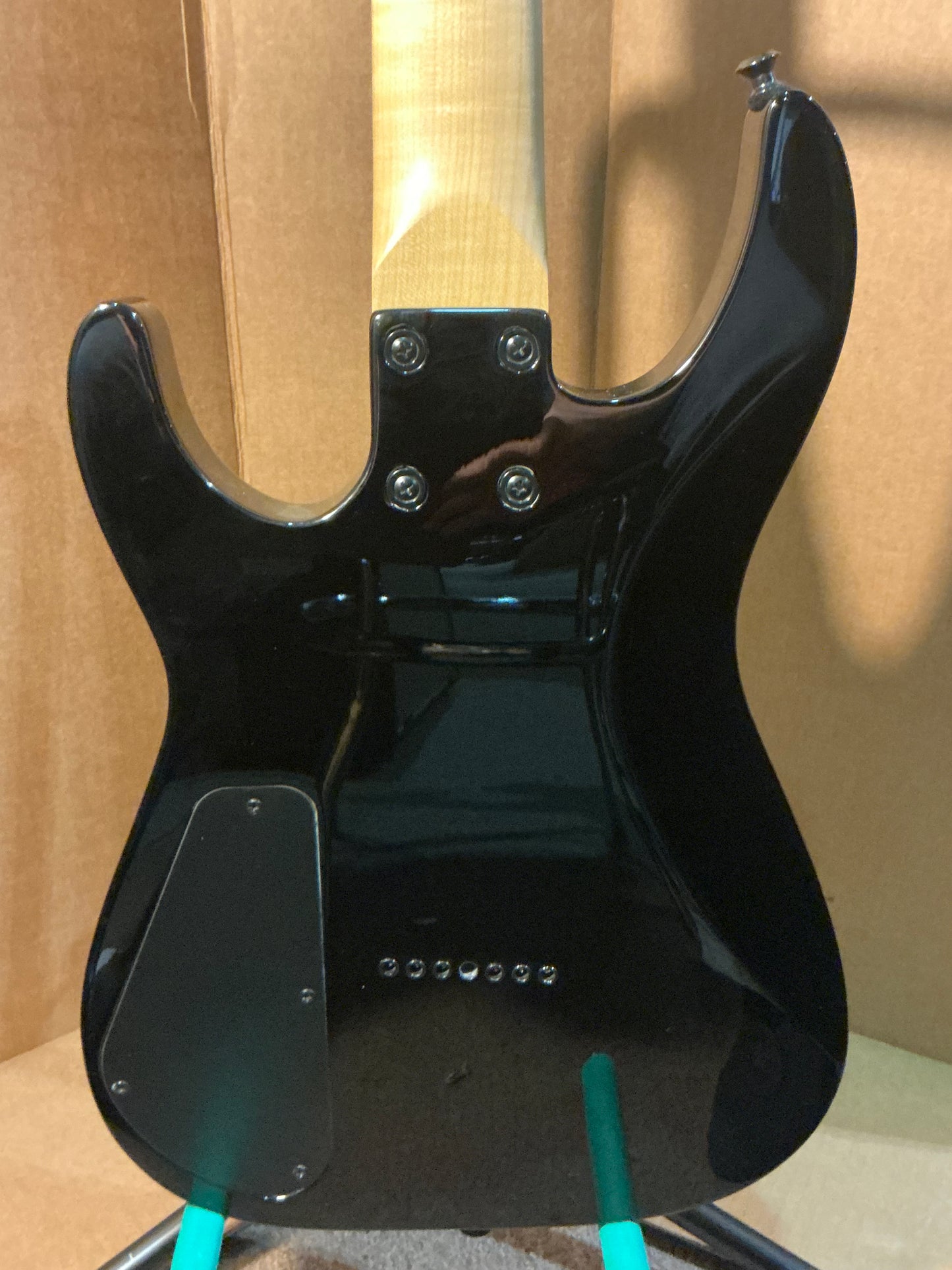 Jackson JS Series Dinky JS22-7 7-String Electric Guitar