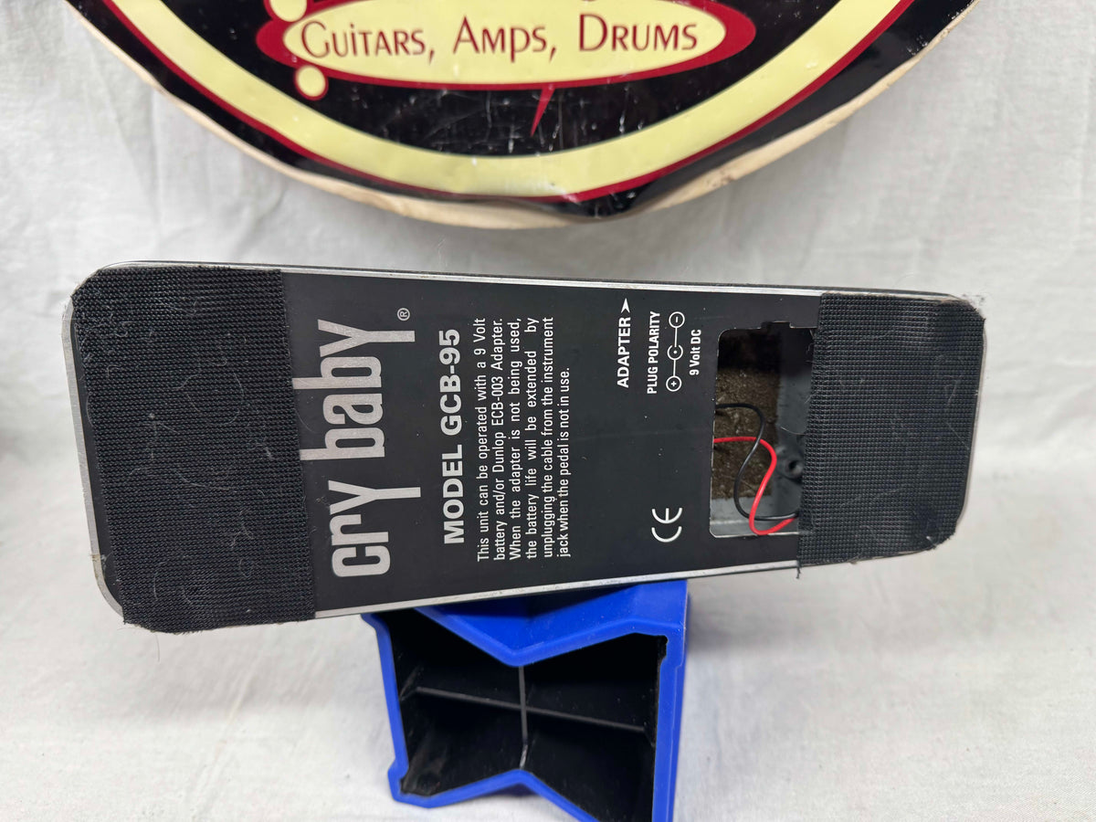 Dunlop GCB95 GCB-95 Cry Baby crybaby Wah Pedal - Rev H Circuit - missing battery cover & rubber feet