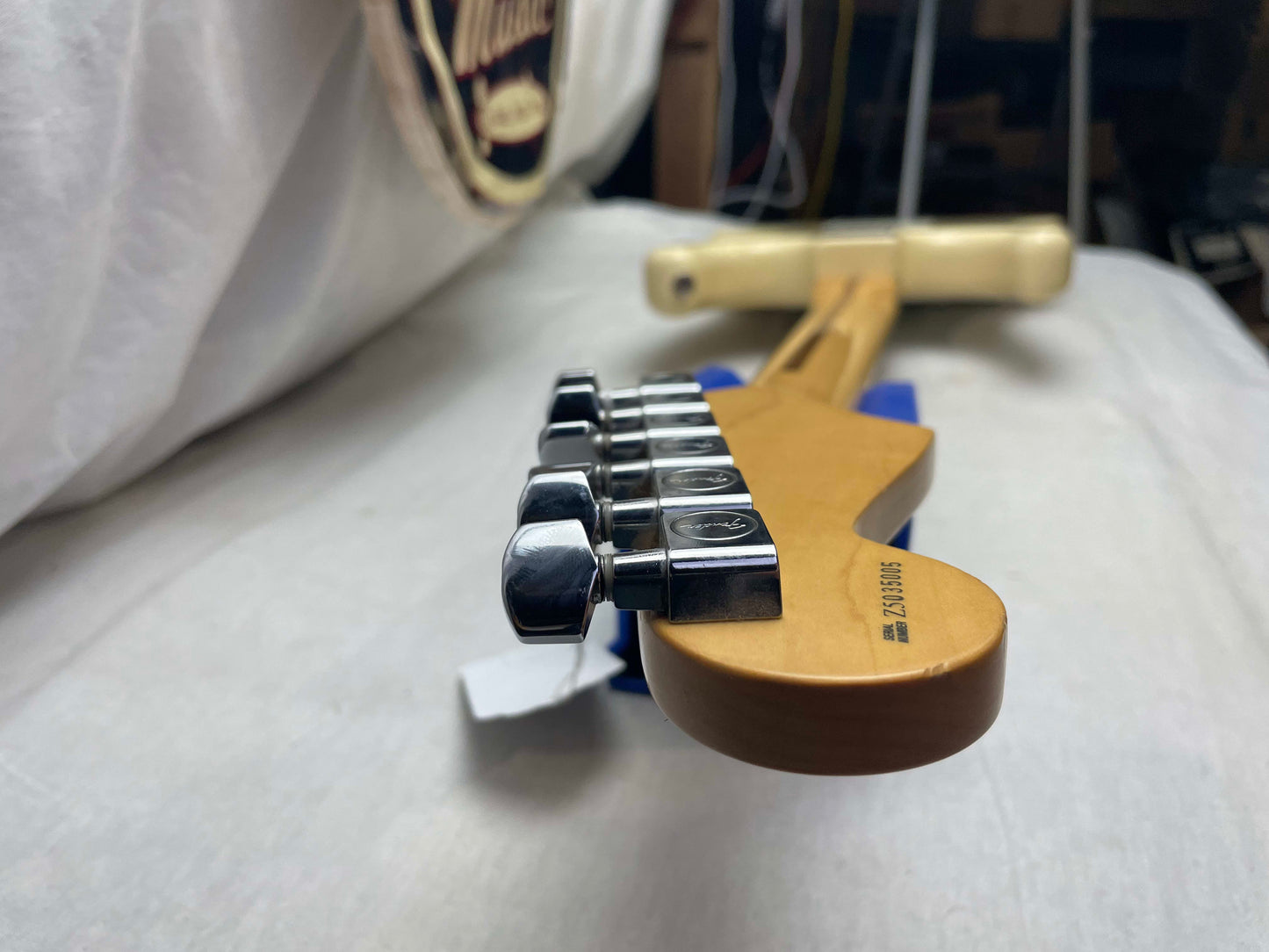 Fender American Standard Stratocaster Guitar with Lace Sensor pickups + Case 2005 - Buttercream or Honey Blonde or Yellow White / Maple neck