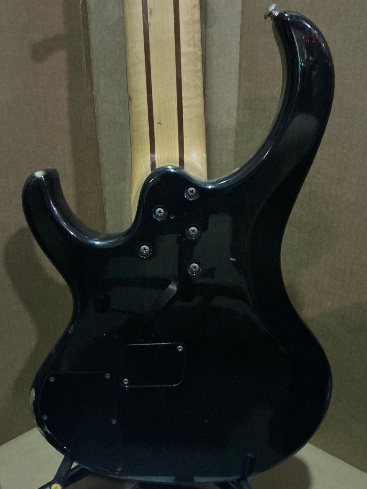 Ibanez BTB406QM 6-String Bass Guitar