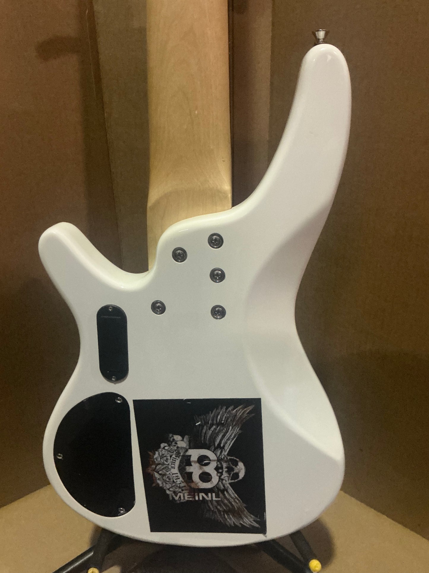 Glarry GIB Active 6-String Bass Guitar
