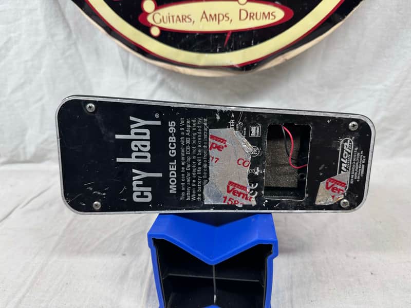 Dunlop GCB95 GCB-95 Cry Baby crybaby Wah Pedal - Rev I Circuit - missing rubber feet & battery cover - Image 8