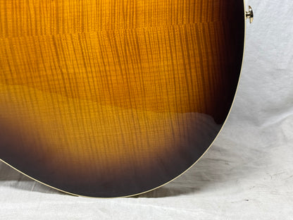 Yamaha SA2200 sa-2200 Semi-Hollowbody Guitar with Gator Case 2020