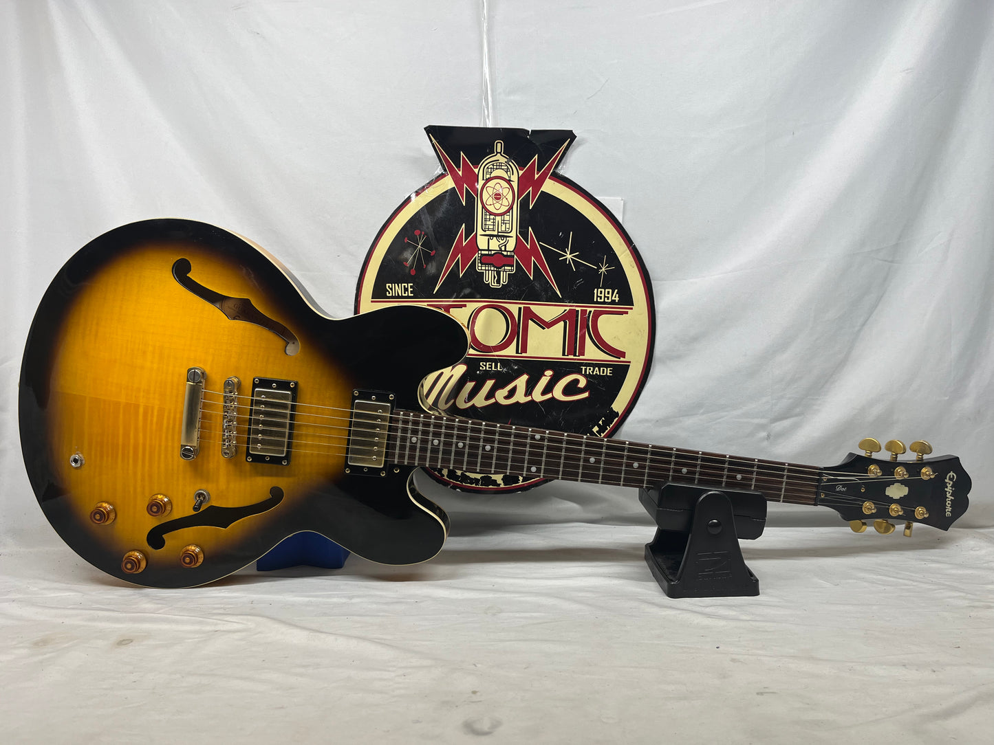 Epiphone DOT Deluxe VS Semi-Hollow Body Electric Guitar