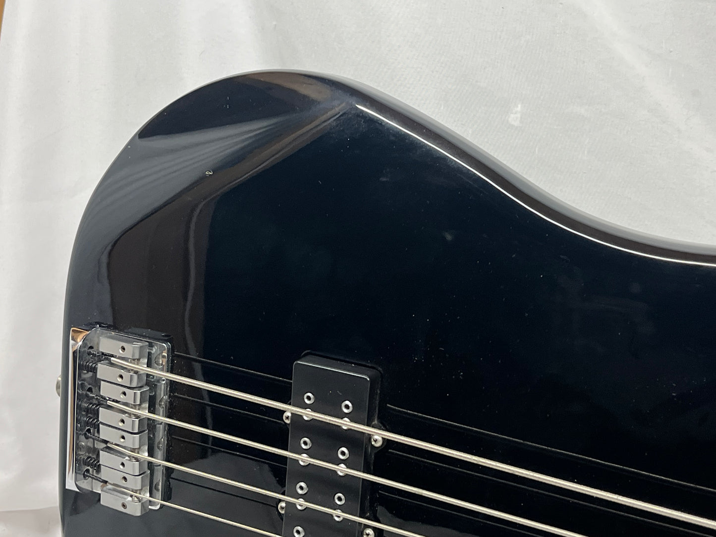 Fender Big Block 4-String Electric Precision Bass - Black