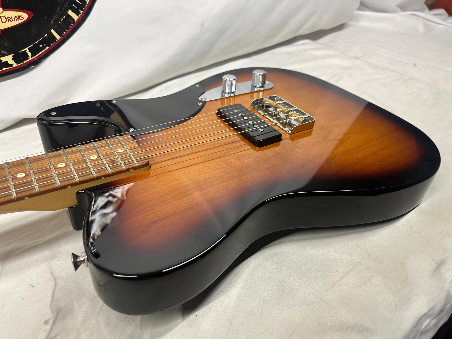 Fender Noventa Telecaster Tele Electric Guitar MIM - Made in Mexico - 2-Color Sunburst
