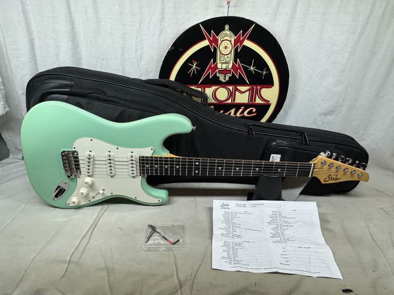 Suhr Classic S Antique Guitar with Gig Bag