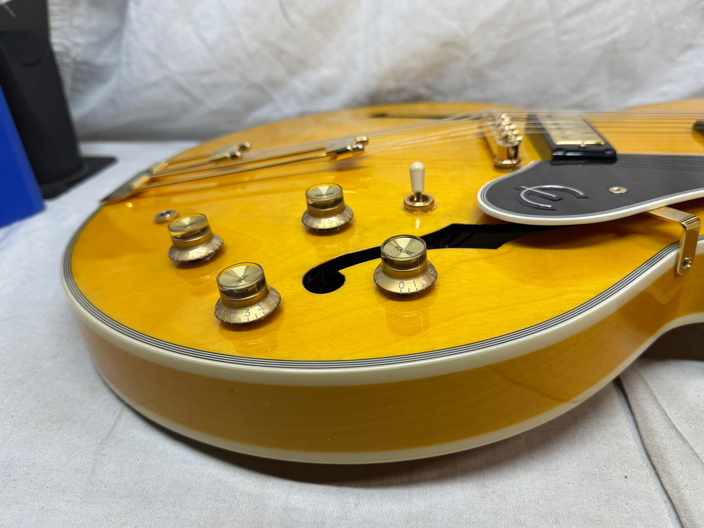 Epiphone Sheraton Semi-Hollowbody Guitar with Case 2023