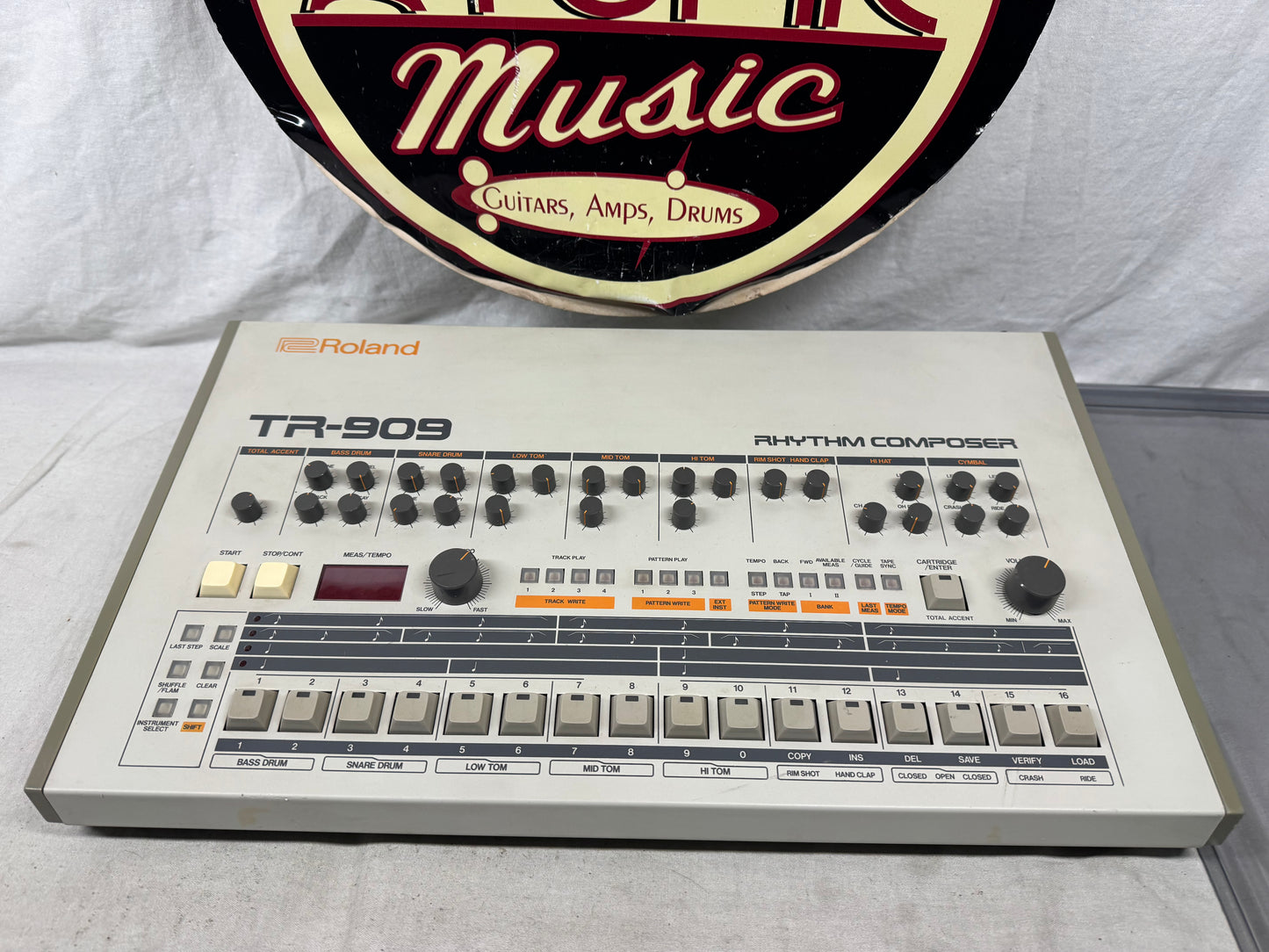 Roland TR-909 tr909 Rhythm Composer Drum Machine 1984 - Local Pickup Only