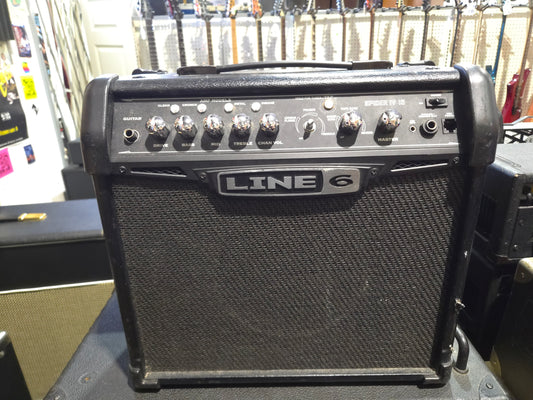 Line 6 Spider IV 15 15-Watt 1x8" Digital Modeling Guitar Practice Amp 2009 - 2016 - Local Pickup Only