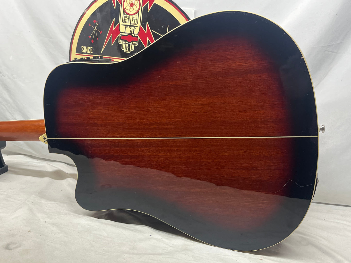 Washburn WD7SCEATB Harvest Series Dreadnought Acoustic Electric Guitar - Tobacco Burst