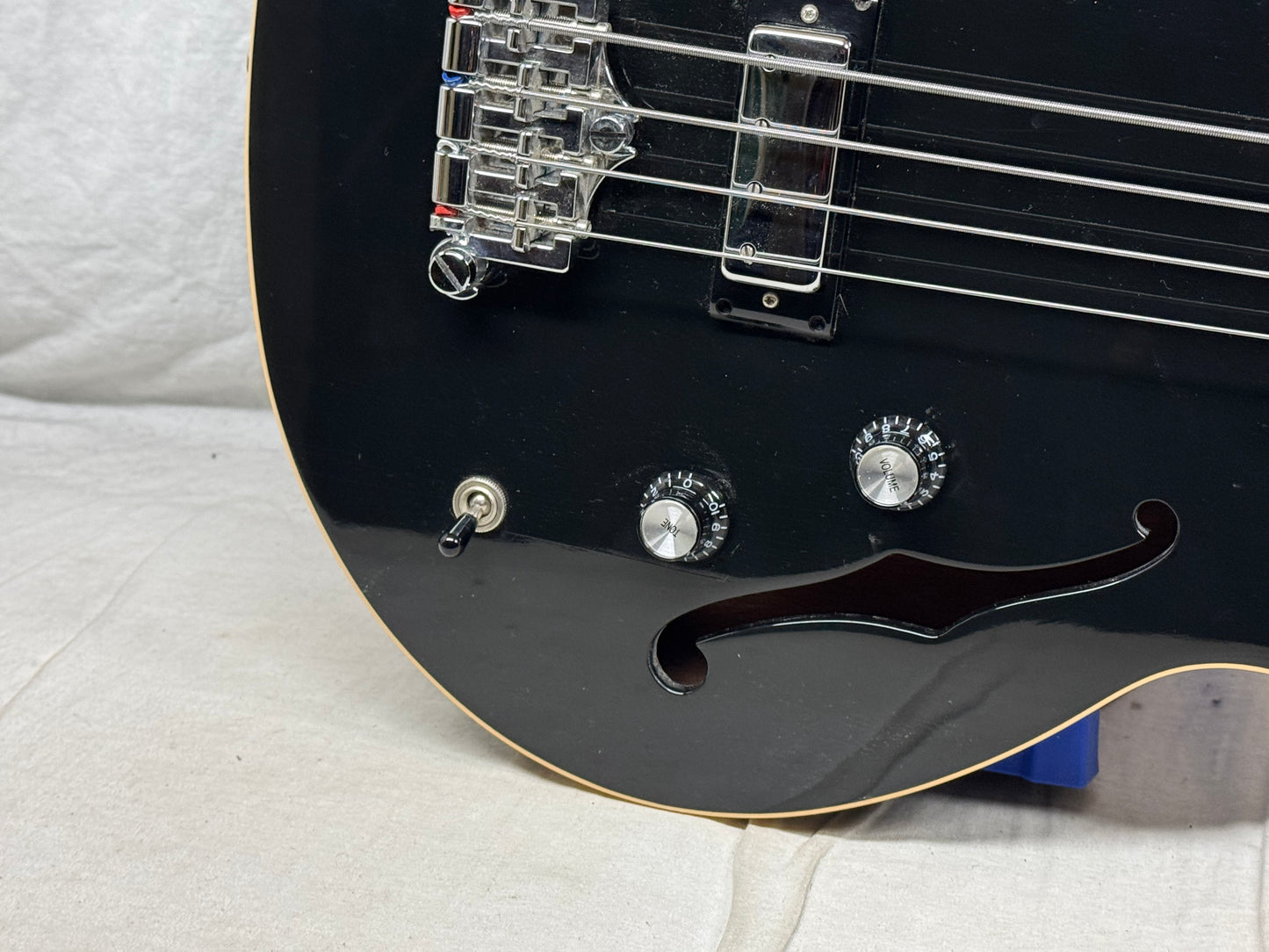 Gibson BADCEBCH1 Midtown Standard Semi-Hollowbody 4-string Bass with Case 2013 - Ebony / Black
