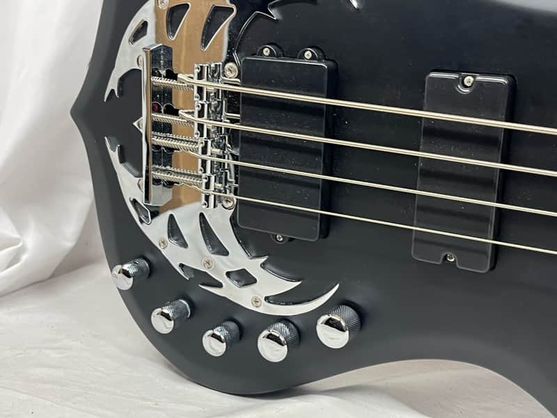 Traben Array 4 4-String Electric Bass - Image 5