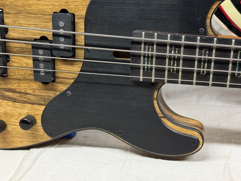 Schecter Diamond Series T4 t-4 4-string Bass - Image 6