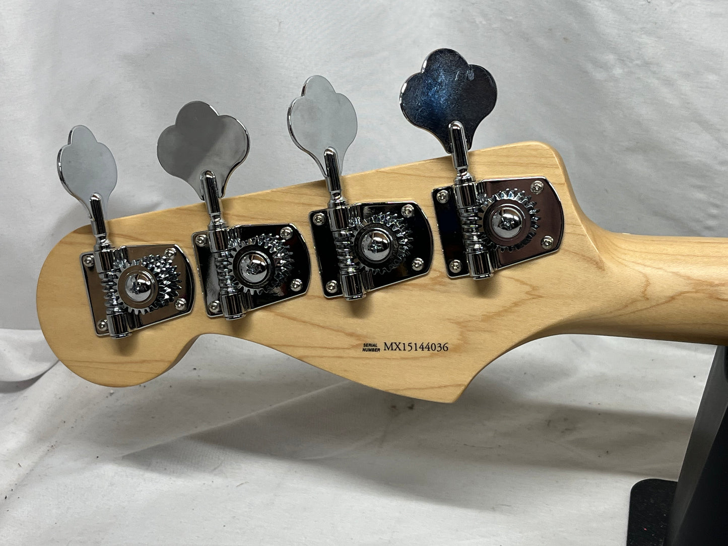 Fender 4-String Electric Precision Bass MIM - Made in Mexico