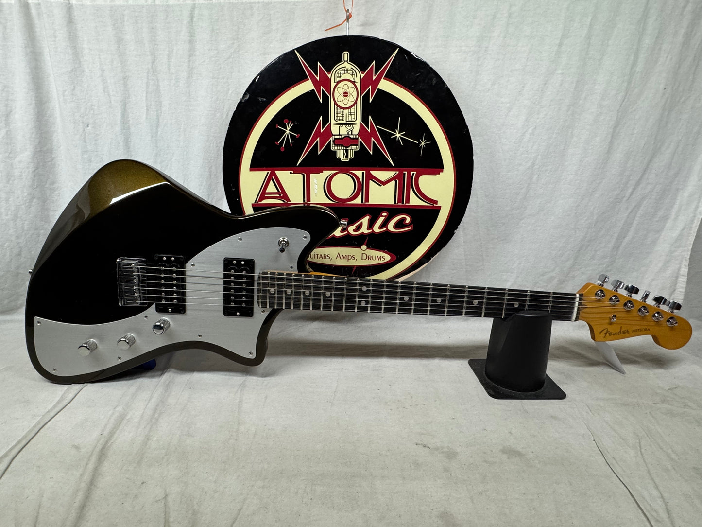 Fender American Ultra II 2 Meteora Guitar with COA + Case 2025 - Texas Tea / Ebony fingerboard